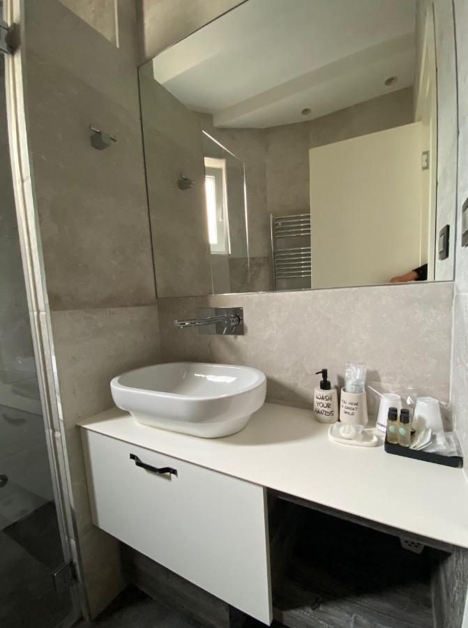 Enjoy B-52 Studio Belgrado Exterior foto